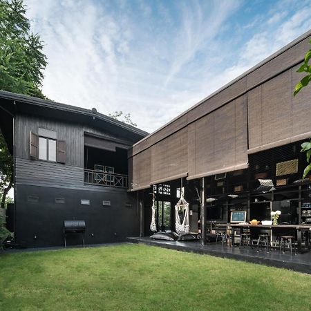 Kloem Hostel (Adults Only) Bangkok Exteriör bild