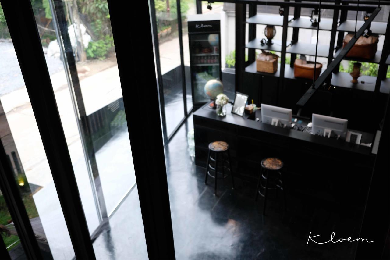 Kloem Hostel (Adults Only) Bangkok Exteriör bild