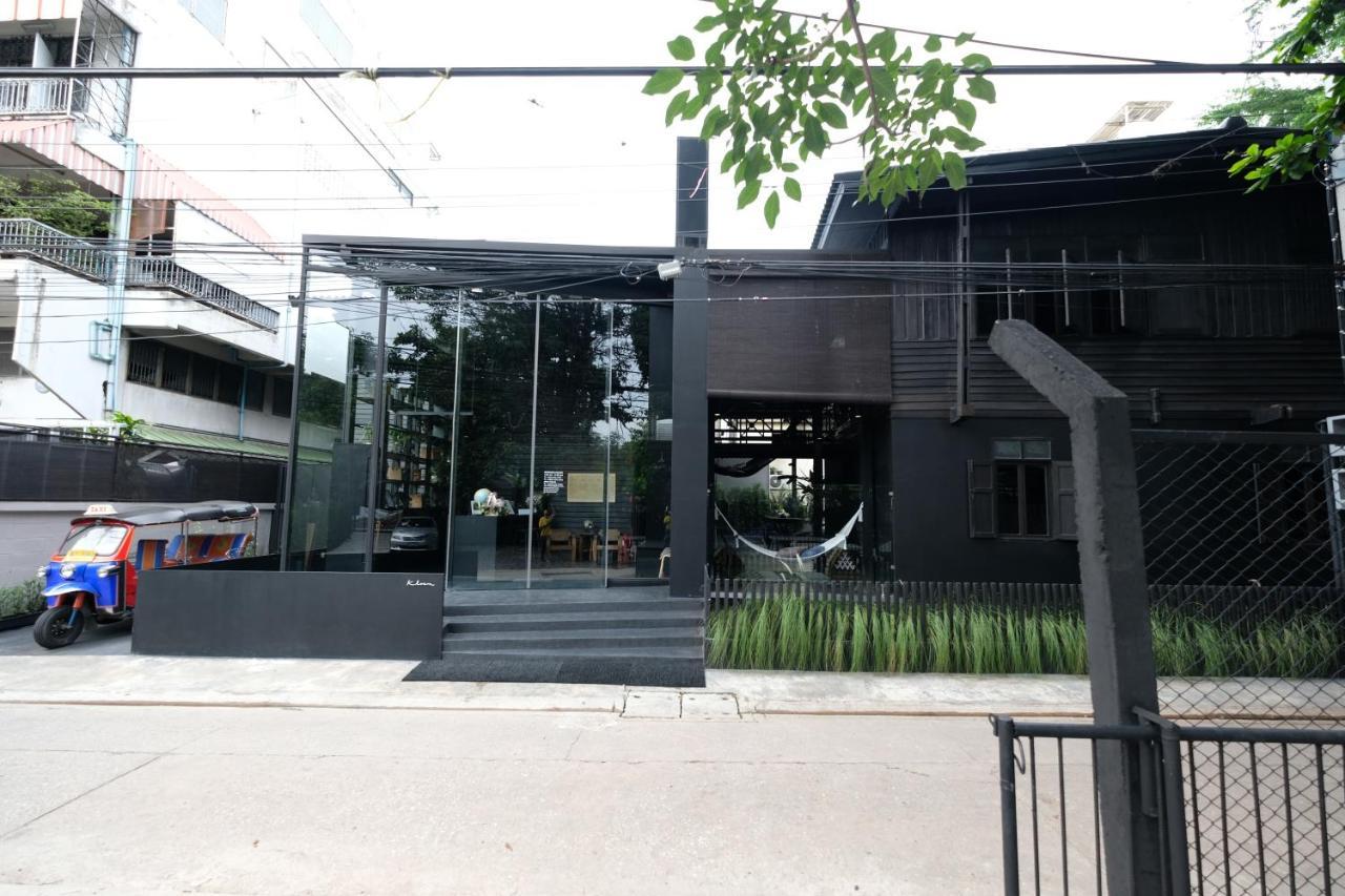 Kloem Hostel (Adults Only) Bangkok Exteriör bild